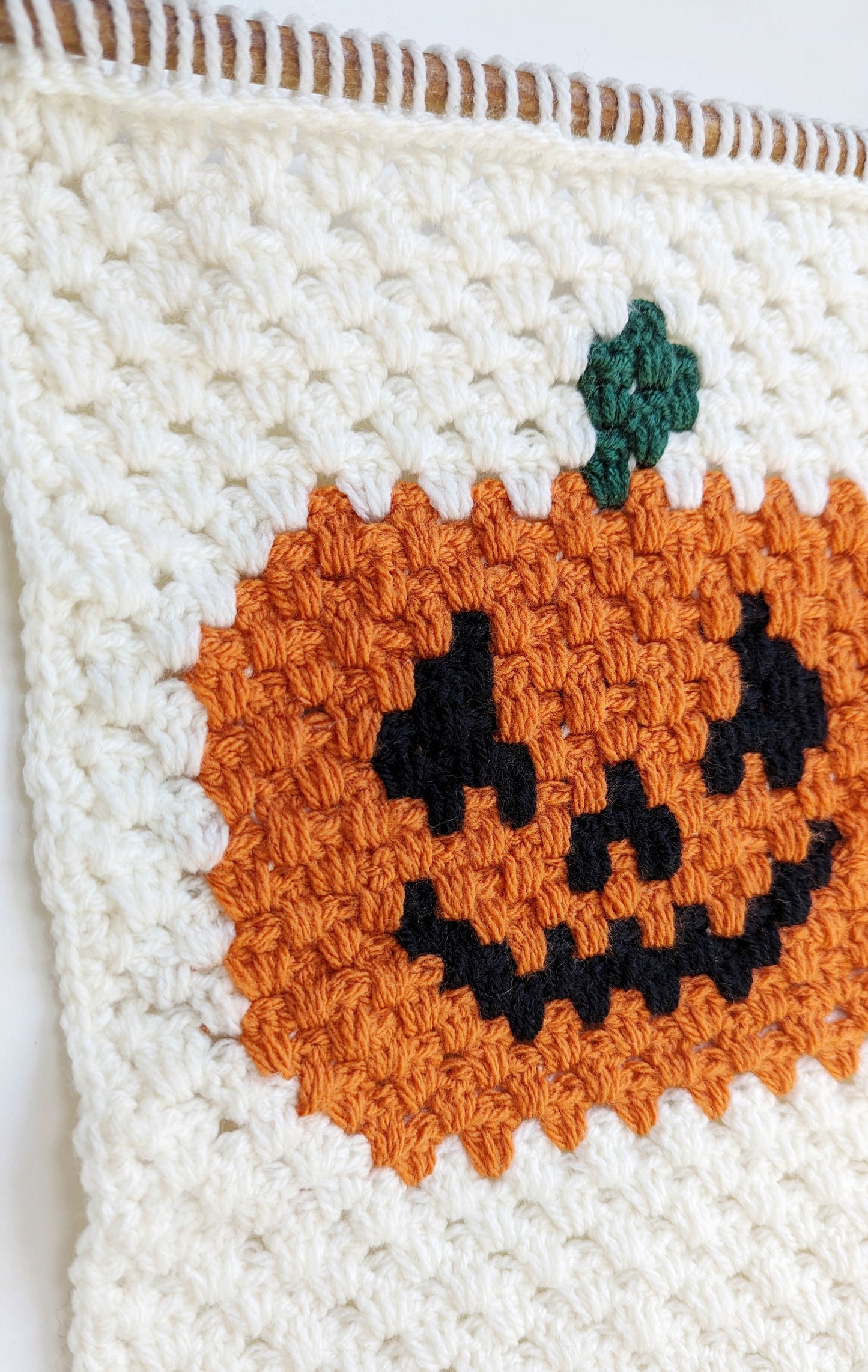 Pumpkin wall hanging crochet pattern -Downloadable PDF