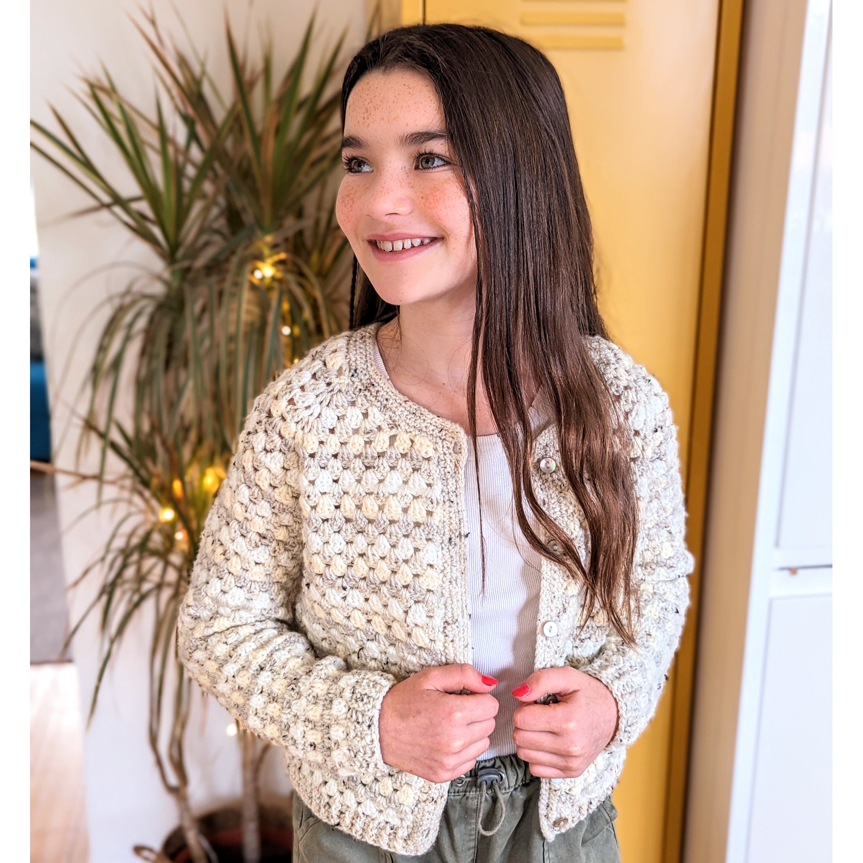 Girls crochet hot sale cardigan pattern