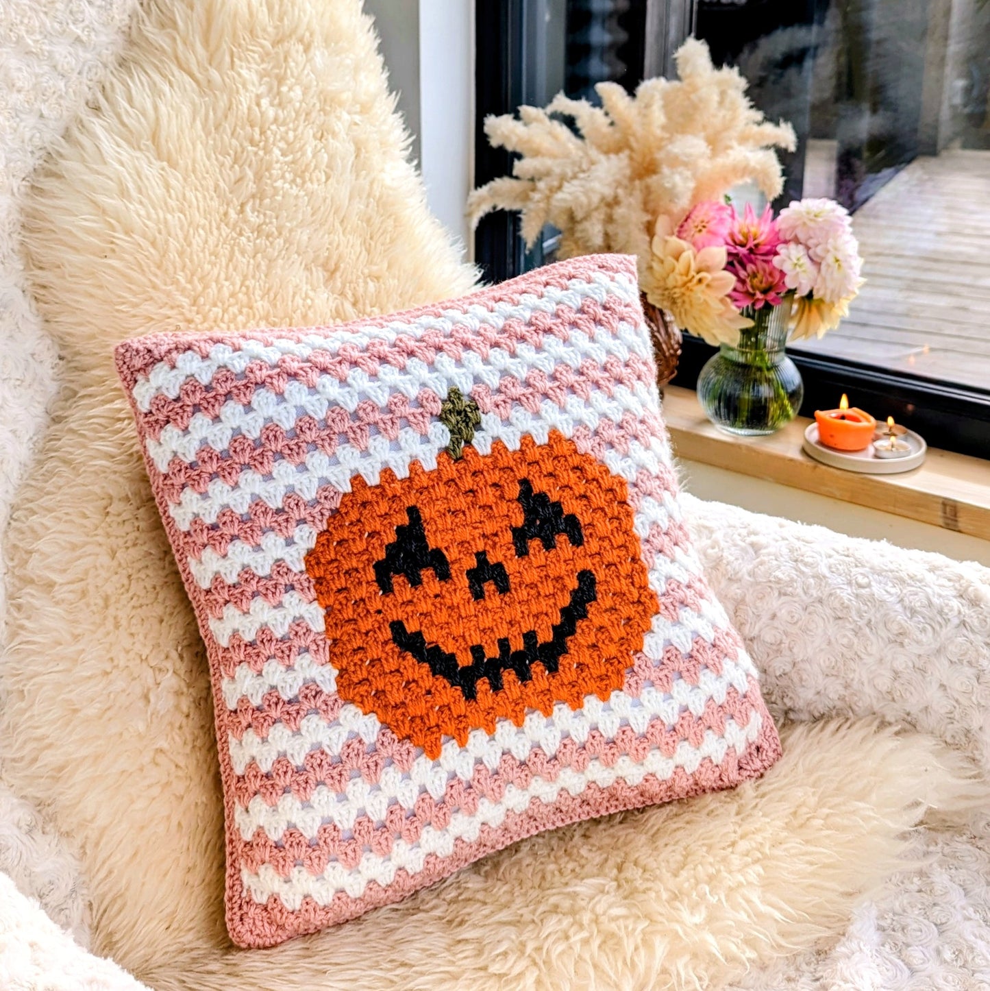 Pumpkeen cushion crochet pattern - Downloadable PDF